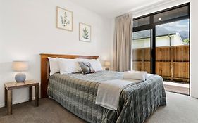 Custom Designed Holiday Home, Next To Cycleway.