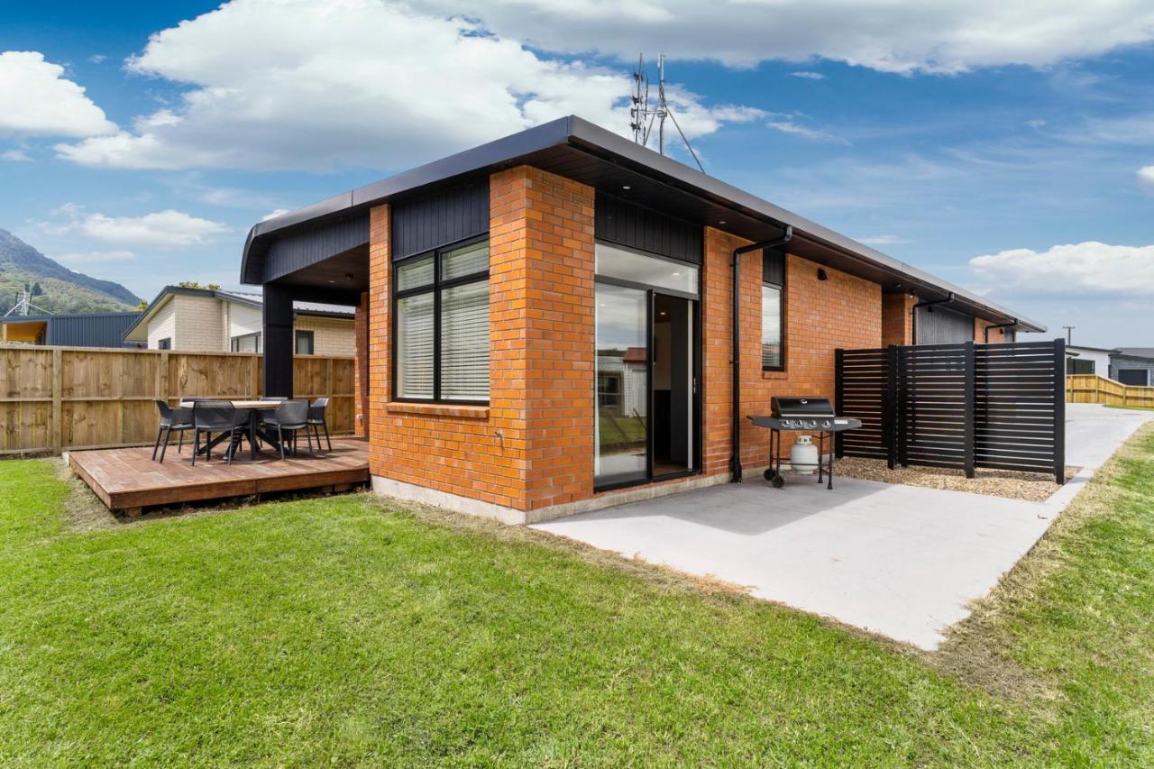 Custom Designed Holiday Home, Next To Cycleway. Te Aroha Exterior photo